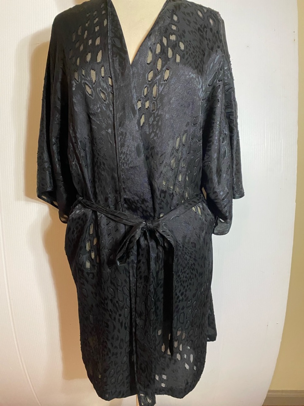 Secret Treasures Black Textured Satin Kimono Robe with Belt